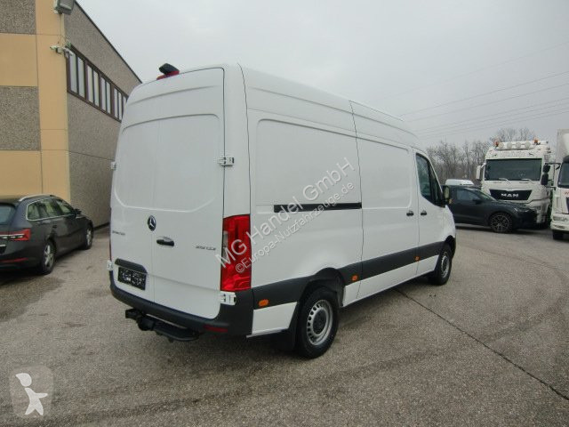 Užitkové vozidlo Mercedes Sprinter 319 CDI...
