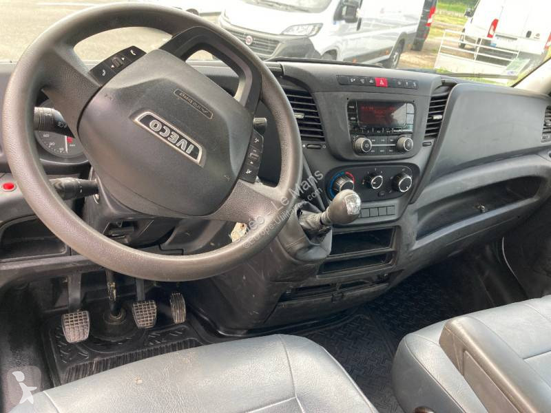 Véhicule utilitaire Iveco