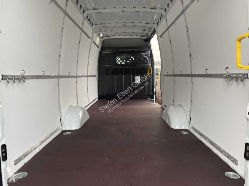 Nyttofordon Iveco 35S16V *Klima*R4.100mm*