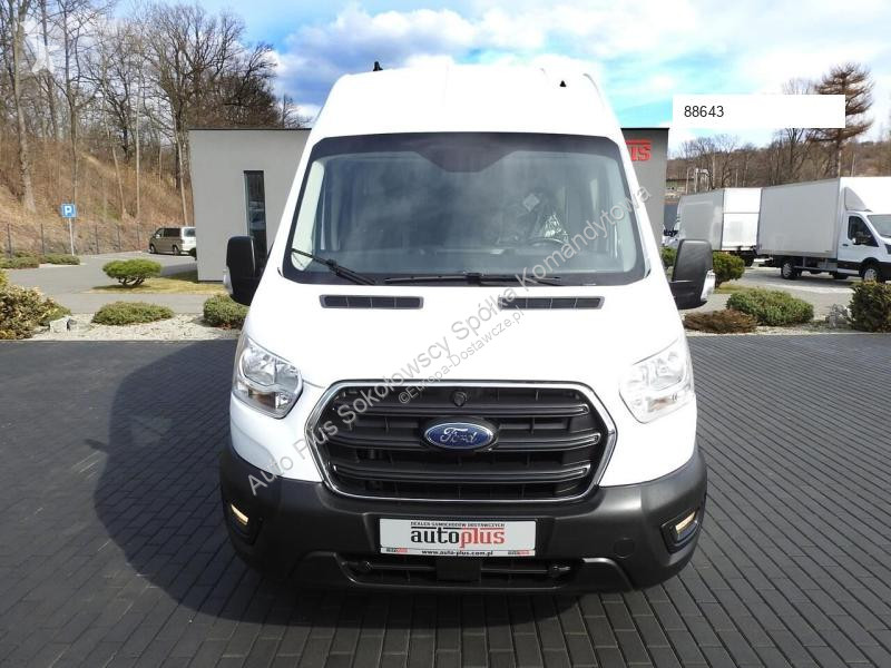 Véhicule utilitaire Ford TRANSIT  FURGON...