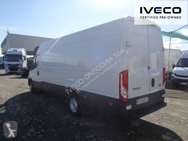 Veículo utilitário Iveco DAILY 35S16 - 4100