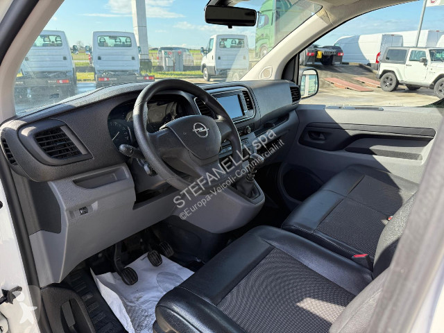 Autoutilitară Opel VIVARO ENJOY 2.0 120L3H1