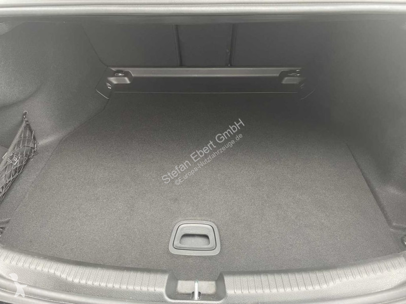 Véhicule utilitaire Mercedes C 43 A...