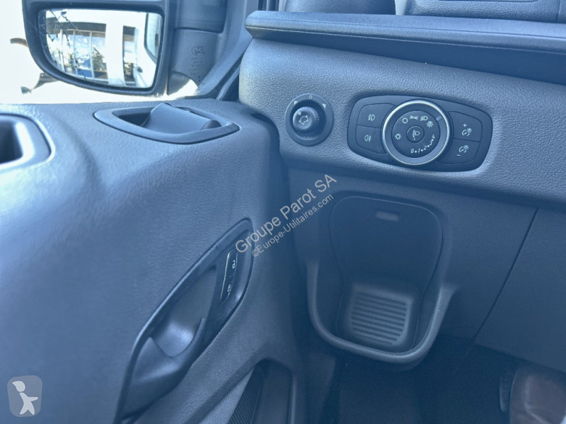 Véhicule utilitaire Ford P350 L3H2 2.0 EcoBlue...