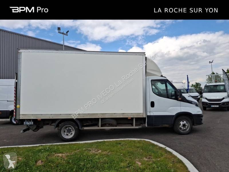 Furgoneta Iveco