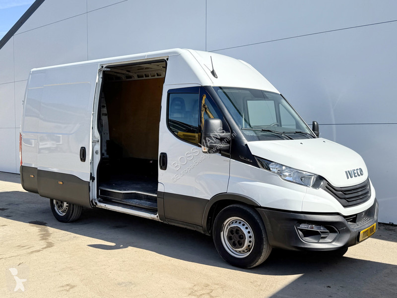 Nyttofordon Iveco 35S14 L2H2 Airco Cruise...