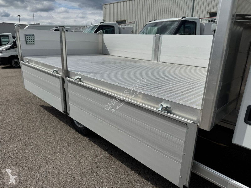 Autoutilitară Iveco 35C16 160CV 3L ALUMINIUM 4M...