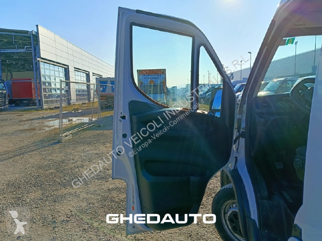 Autoutilitară Iveco Daily V 35.14 2022 - Daily...