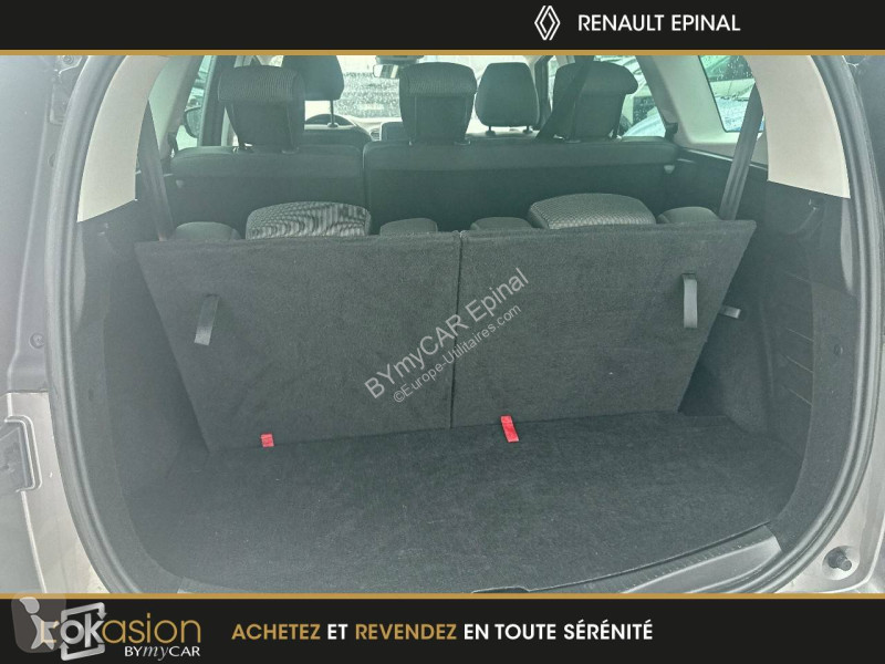 Autoutilitară Renault Grand Scenic Blue dCi 120