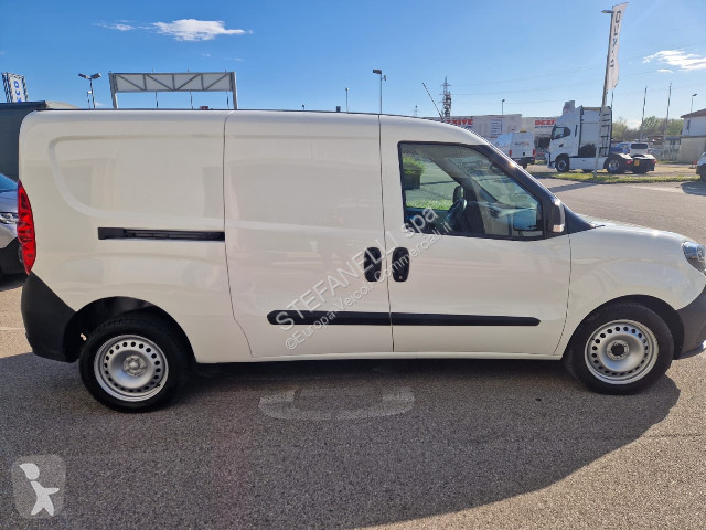 Furgoneta Fiat Doblo Cargo Maxi 1.6 mjt 105cv...