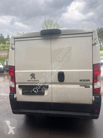 Nyttofordon Peugeot Kasten 330 L1H1 Pro 120...