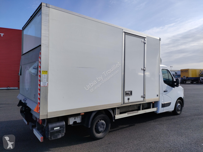 Véhicule utilitaire Renault 20M3 145 CV FOURGON...