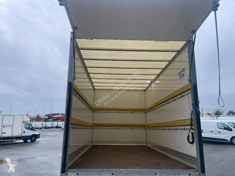 Véhicule utilitaire Iveco