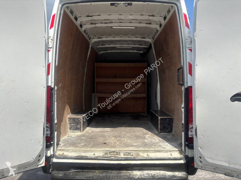 Véhicule utilitaire Iveco