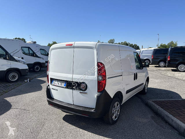 Autoutilitară Fiat DOBLO - FURGONE
