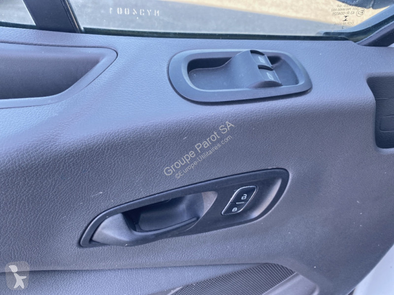 Véhicule utilitaire Ford P350 L4H3 2.0 EcoBlue...