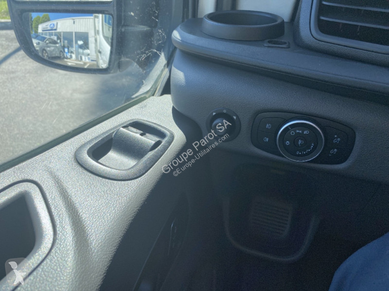 Užitkové vozidlo Ford P330 L1 2.0 EcoBlue 170ch...