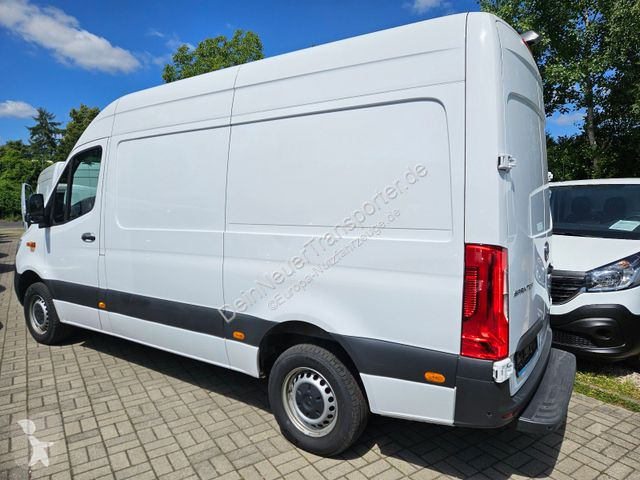 Užitkové vozidlo Mercedes 317 CDI...