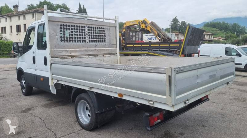 Autoutilitară Iveco