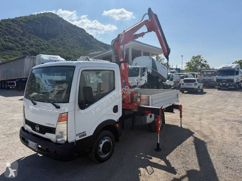 Autoutilitară Nissan