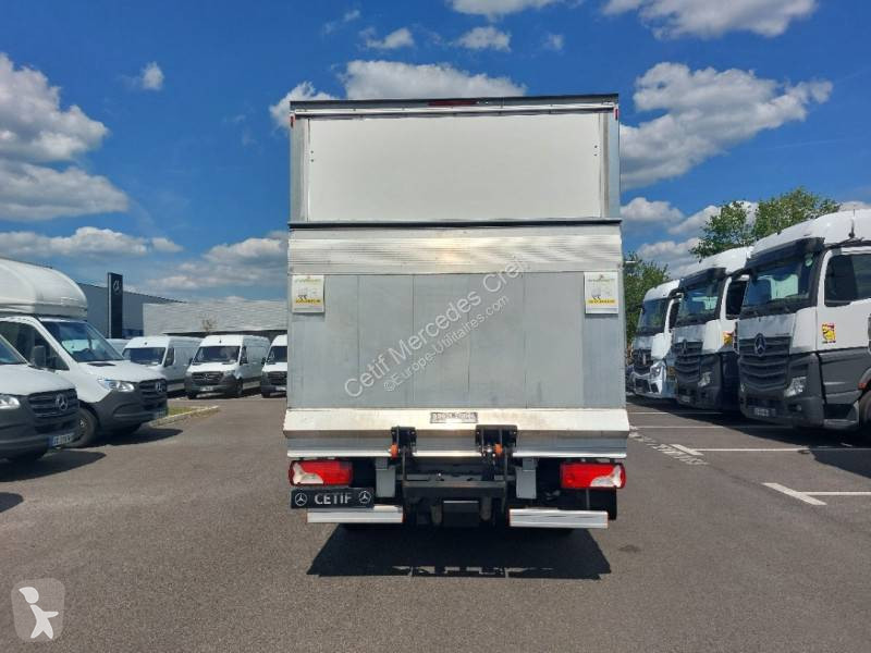 Véhicule utilitaire Mercedes