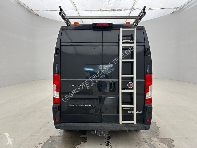 Veículo utilitário Fiat 2.3 130