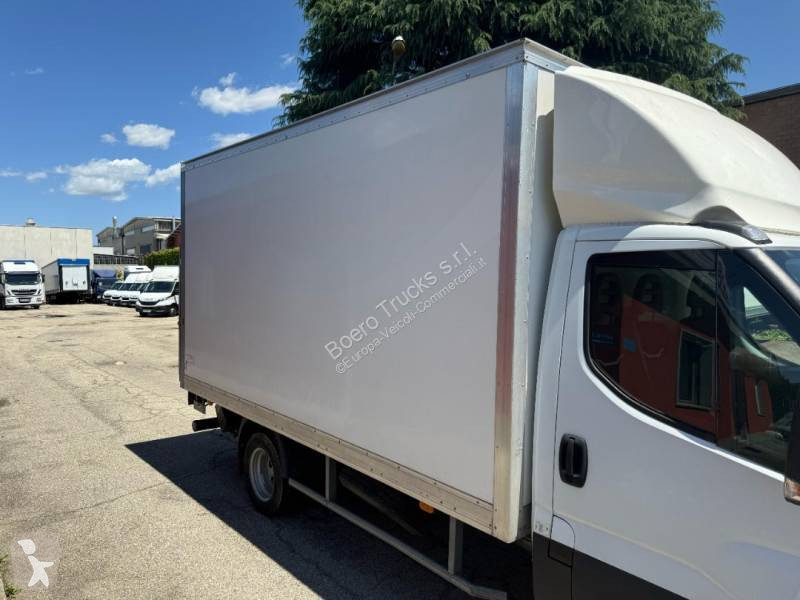 Véhicule utilitaire Iveco