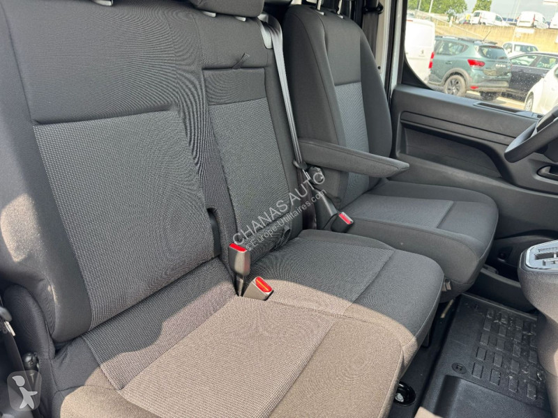 Véhicule utilitaire Peugeot M 2.0 BLUEHDI 145...