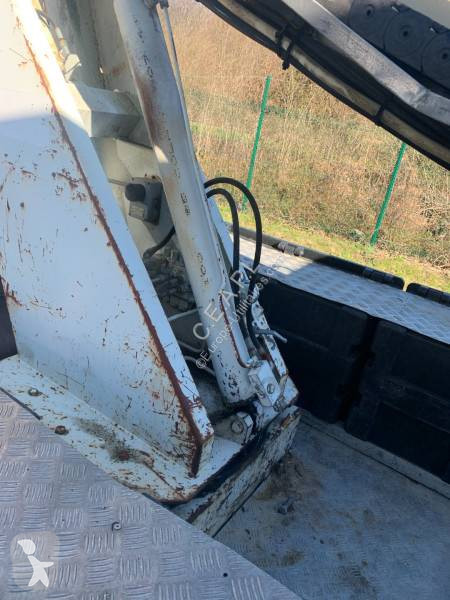 Véhicule utilitaire Isuzu