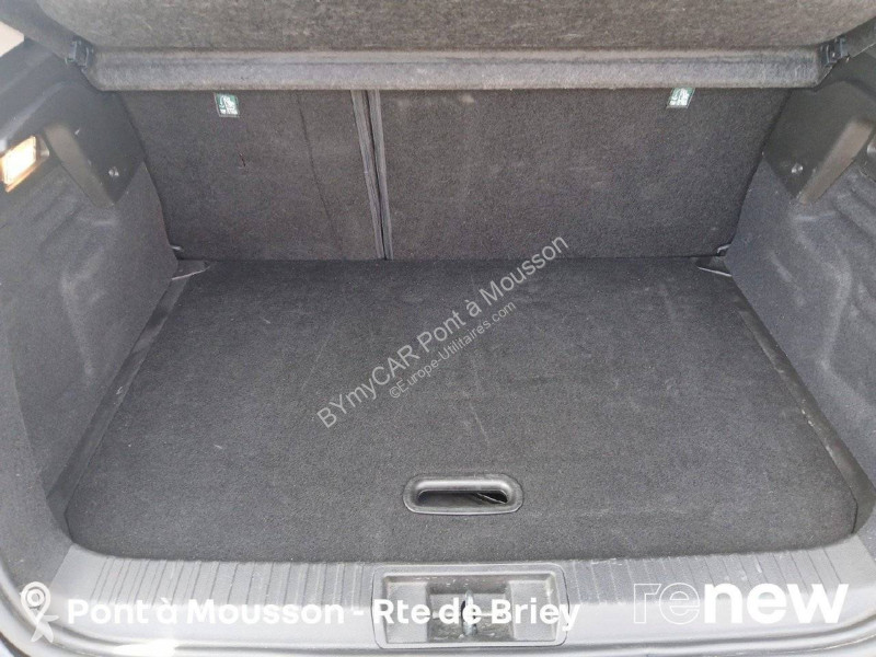 Nyttofordon Renault Captur E-Tech full hybrid 145