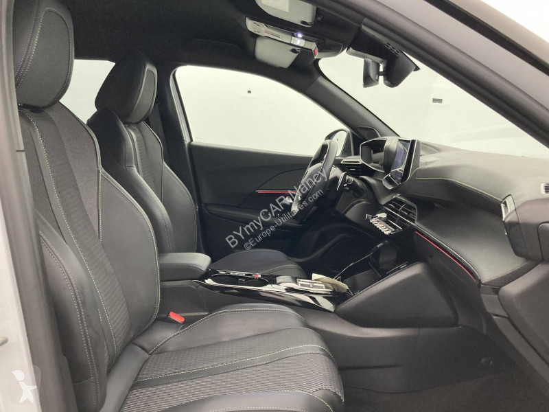 Veicolo commerciale Peugeot 2008 BlueHDi 130...