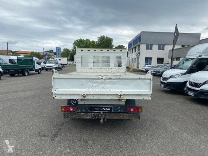 Véhicule utilitaire Fuso 3C13 Empattement 25
