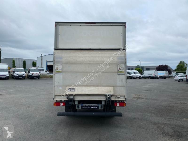 Veicolo commerciale Iveco 35C16 empattement 4100