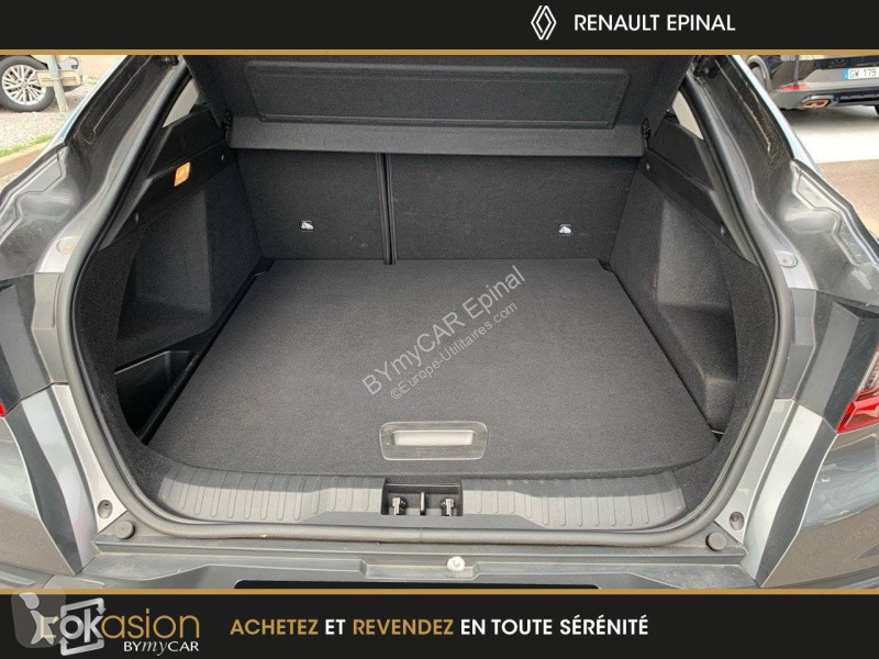Autoutilitară Renault Arkana mild hybrid 140...