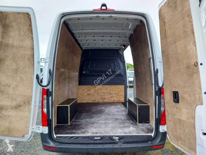 Véhicule utilitaire Mercedes