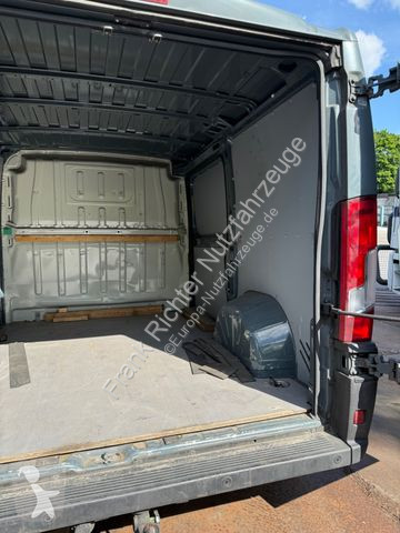 Nyttofordon Peugeot 330 L1H1 Asphalt BlueHDi...