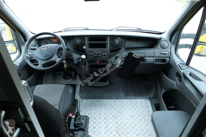 Nyttofordon Iveco Daily 35 S11 C30C AUTOMATIK...
