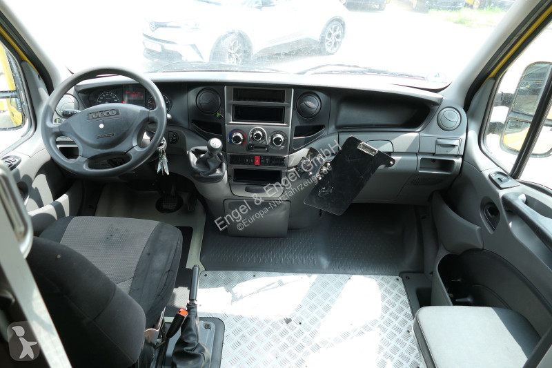 Nyttofordon Iveco Daily 35 S11 C30C AUTOMATIK...