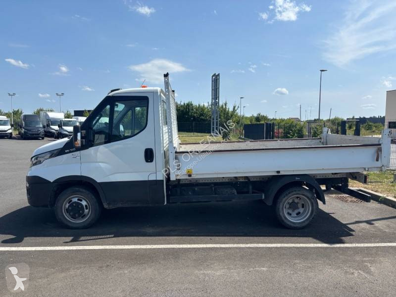 Furgoneta Iveco