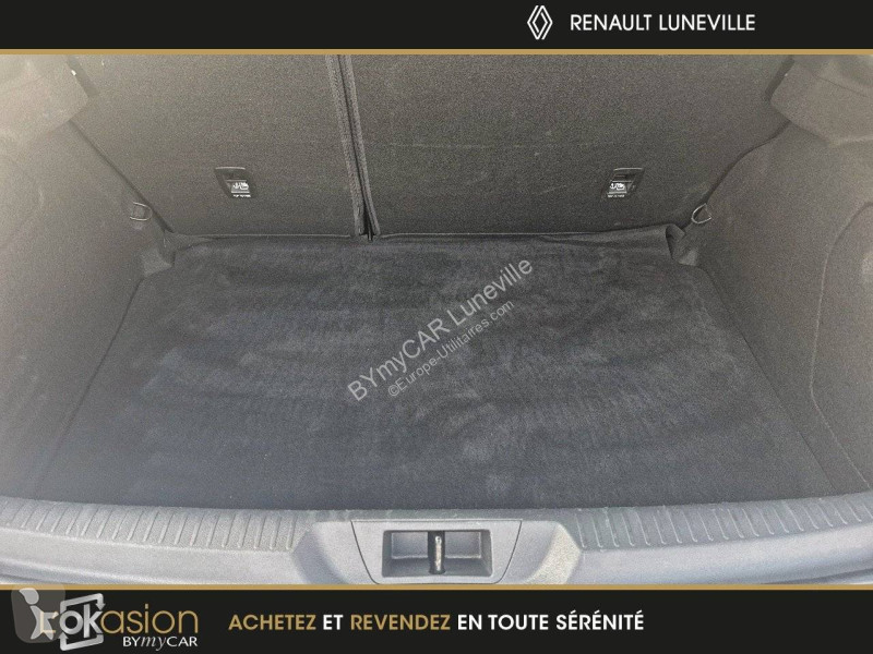 Autoutilitară Renault Mégane IV Berline Blue...