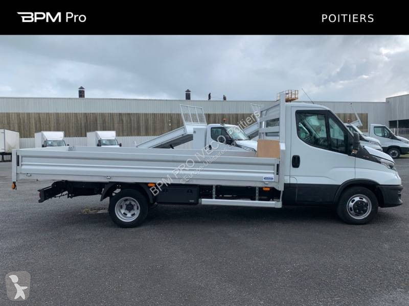 Véhicule utilitaire Iveco