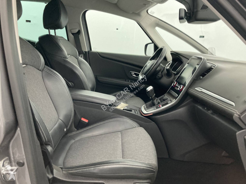 Autoutilitară Renault Scenic TCe 140 FAP - 21