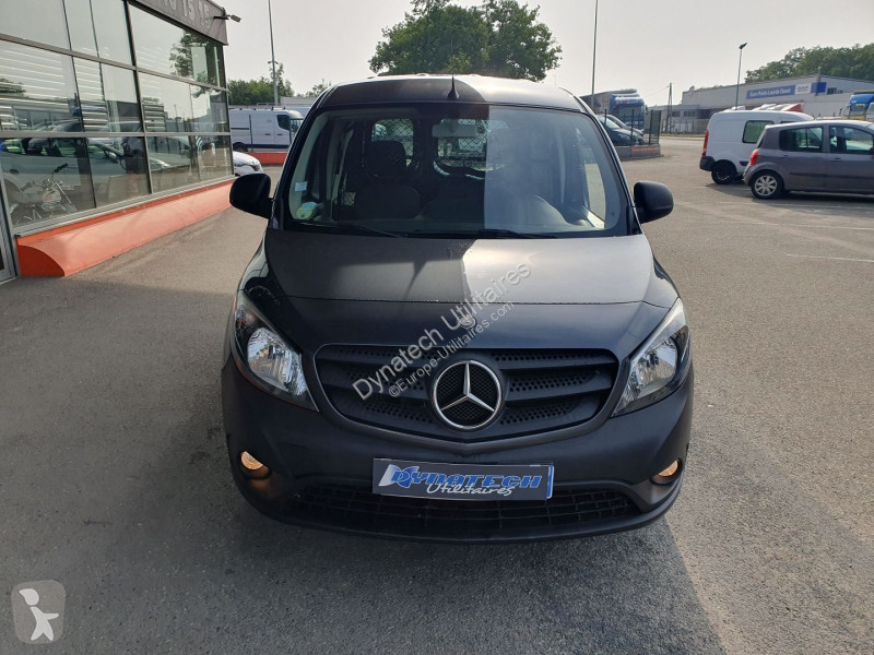 Véhicule utilitaire Mercedes CITAN 109 CDI...