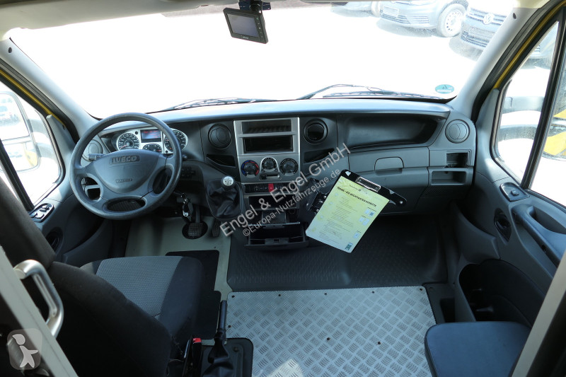 Furgoneta Iveco Daily 35 S11 C30C AUTOMATIK...