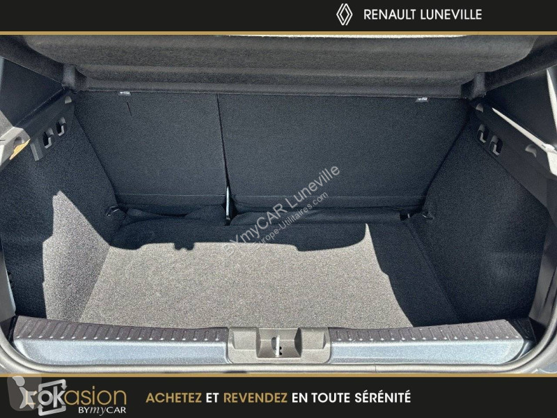 Autoutilitară Dacia Sandero TCe 90 - 22