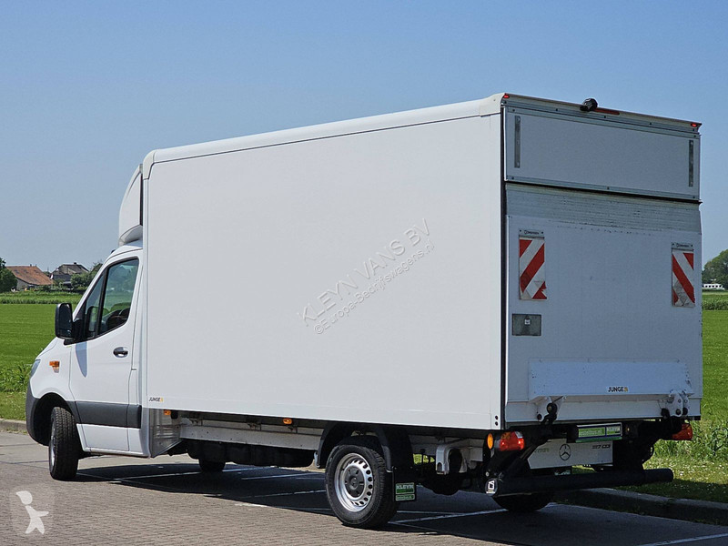 عربة نفعية Mercedes 317 Bakwagen Laadklep!