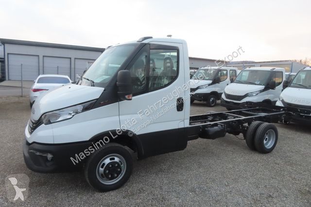 Véhicule utilitaire Iveco 35C18 3,0  Mod 2024 ....