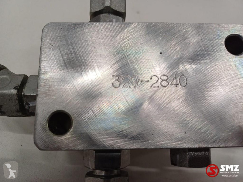 Nyttofordon Caterpillar Hydraulic block...