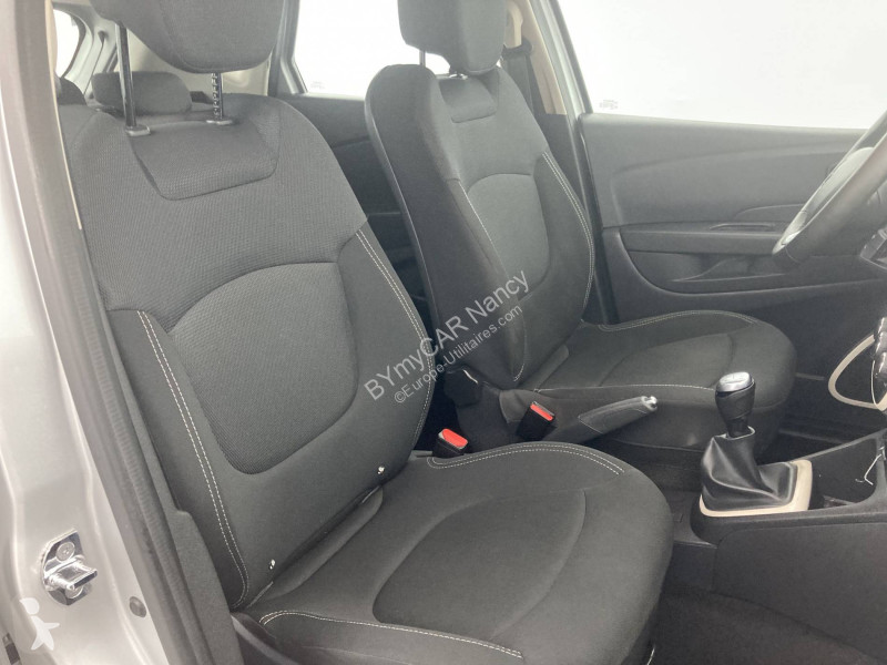 Veículo utilitário Renault Captur TCe 90 E6C