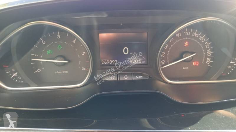 Autoutilitară Peugeot